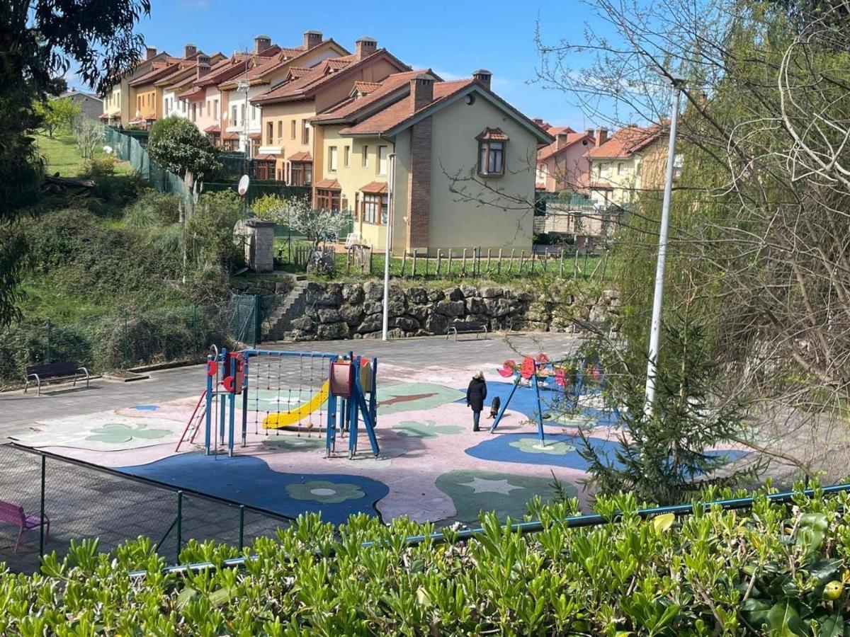 Piscina Comunitaria Y Parking En Mogro Apartment Luaran gambar